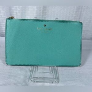 2038: Kate Spade Mint Green Saffiano Leather Wristlet